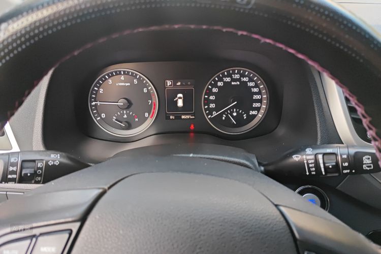 Hyundai Tucson 2017 car image #13