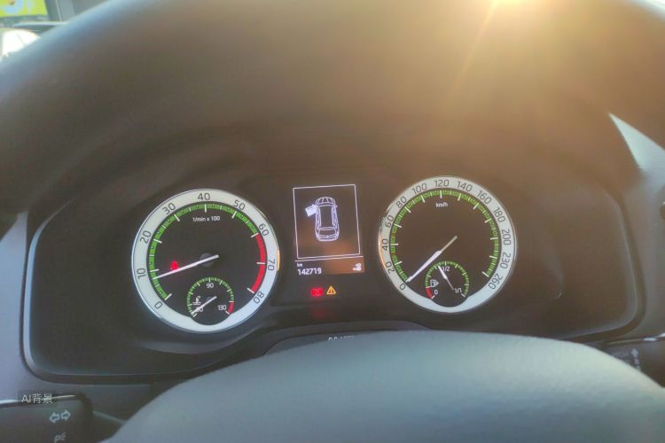 斯柯达 柯珞克 2018 汽车图片 #13