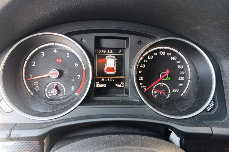 Volkswagen Scirocco 2015 #13 Volkswagen Scirocco 2015 изображение автомобиля #13