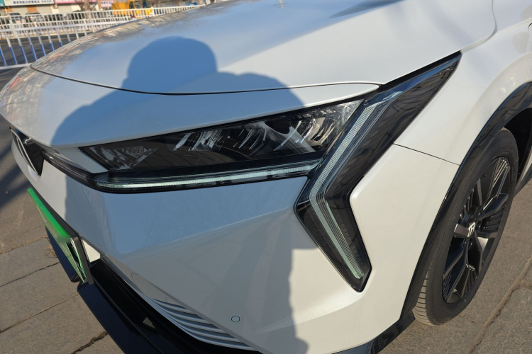 Honda e:NS2 2025 car image #13