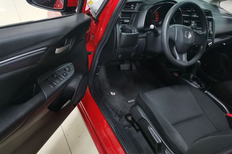 Honda Fit 2018 car image #13