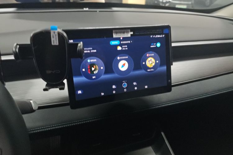 BYD Seal 05 DM-i 2025 #13 BYD Seal 05 DM-i 2025 car image #13