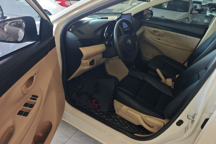 Vios 2015 car image #13