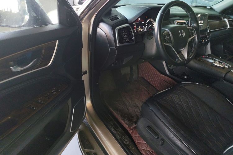 Honda UR-V 2017 #13 Honda UR-V 2017 immagine di auto #13