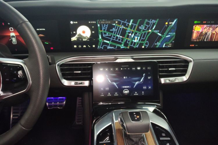 HongQi E-HS9 2023 #13 HongQi E-HS9 2023 car image #13