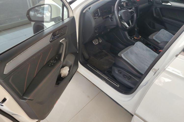 Volkswagen Tiguan X 2021 #13 Volkswagen Tiguan X 2021 car image #13