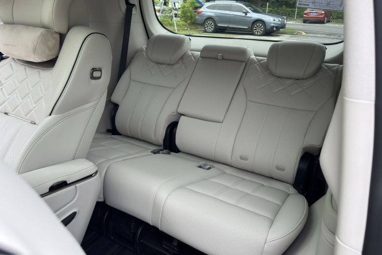 GAC Trumpchi Xiangwang M8 2025 car image #13