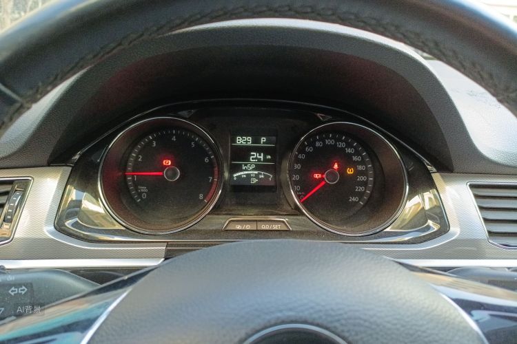 Volkswagen Bora 2016 immagine di auto #13