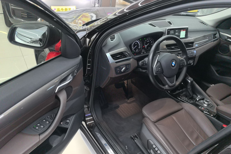 BMW X1 New Energy 2019 #13 BMW X1 New Energy 2019 car image #13