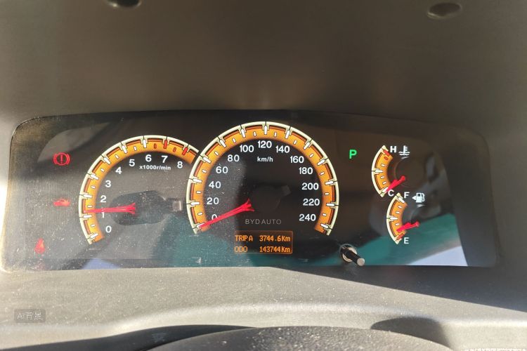 BYD F3 2014 car image #13