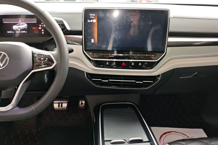 Volkswagen ID.6 Crozz 2023 immagine di auto #13