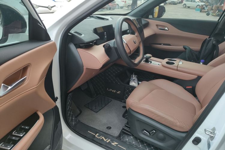 Changan UNI-Z 2025 #13 Changan UNI-Z 2025 car image #13