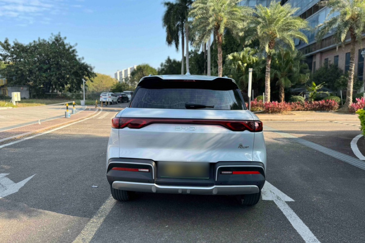 BYD YuanUP 2024 #13 BYD YuanUP 2024 car image #13