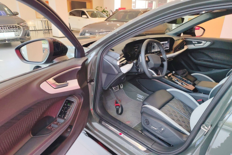 Audi FAW Audi A5L 2025 immagine di auto #13