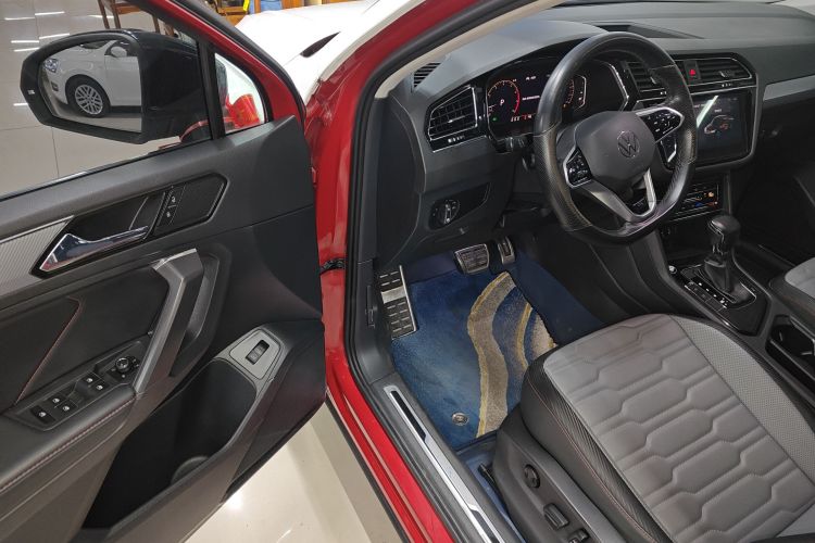 Volkswagen Tiguan X 2021 car image #13