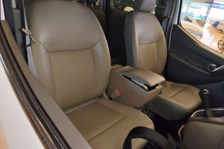 日产 日产NV200 2017 汽车图片 #13