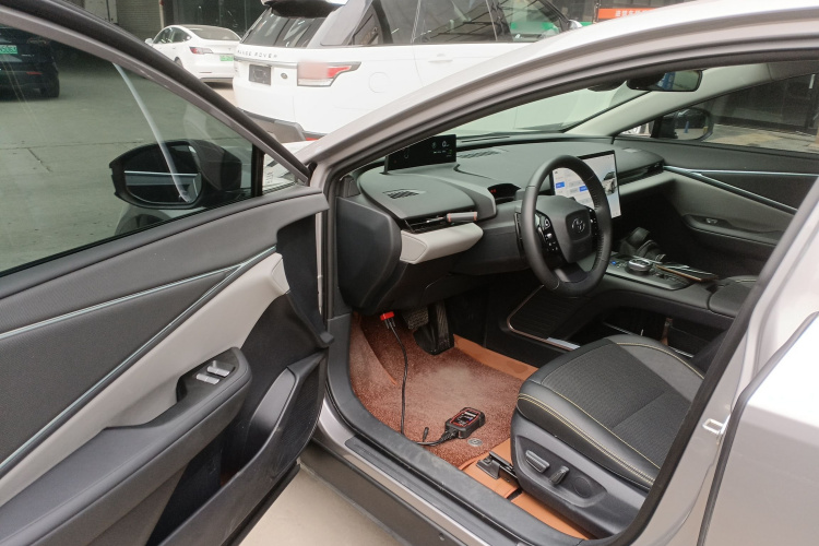 Toyota bZ5 2025 #13 Toyota bZ5 2025 car image #13