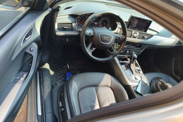 Audi A6L 2018 car image #13