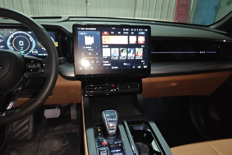 GAC Trumpchi ES9 2023 #13 GAC Trumpchi ES9 2023 car image #13