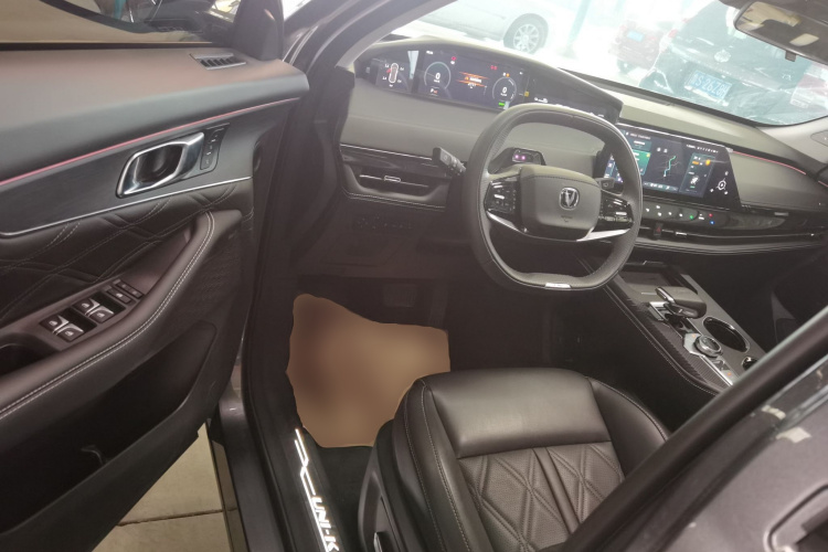 Changan UNI-K iDD 2025 #13 Changan UNI-K iDD 2025 car image #13