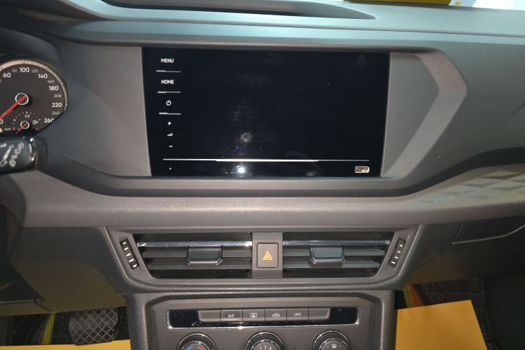 Volkswagen Tharu 2020 car image #13