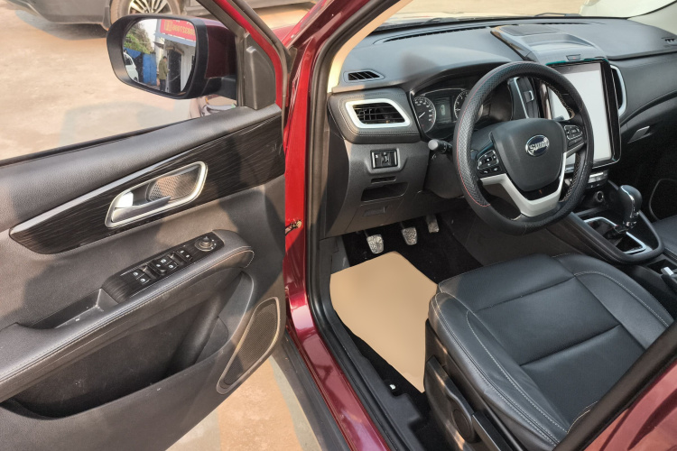 SWM X7 2018 #13 SWM X7 2018 صورة سيارة #13