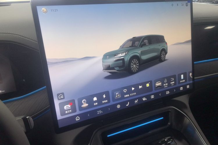 Denza N9 2025 immagine di auto #13