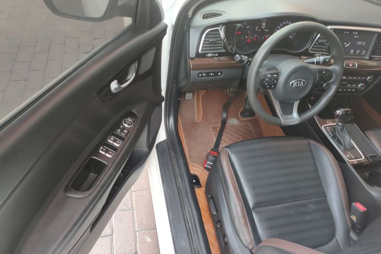 Kia K5 2017 imagen de coche #13