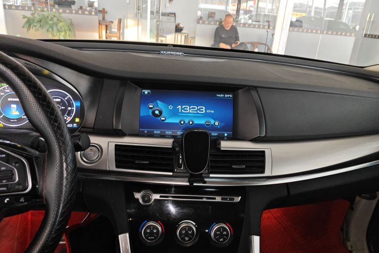 Haval H7 2018 car image #13