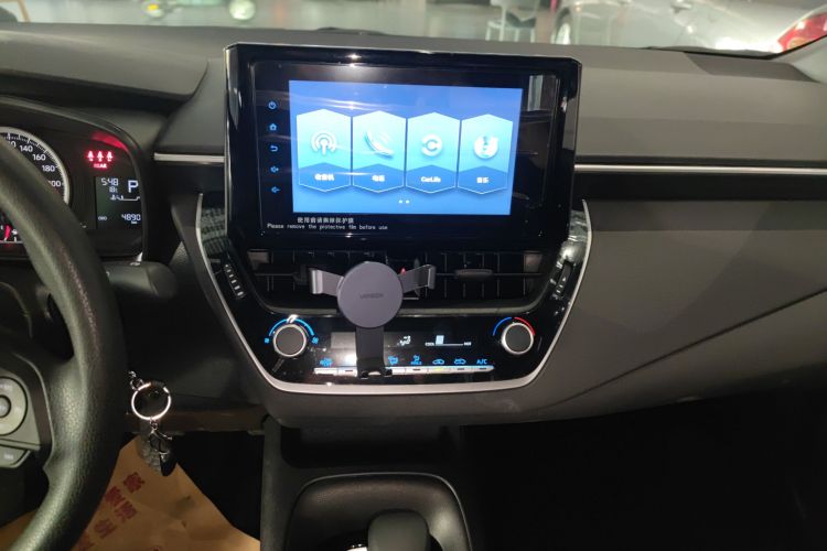 2022 car image #13