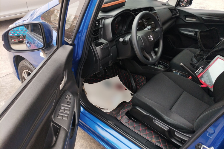 Honda Fit 2018 car image #13