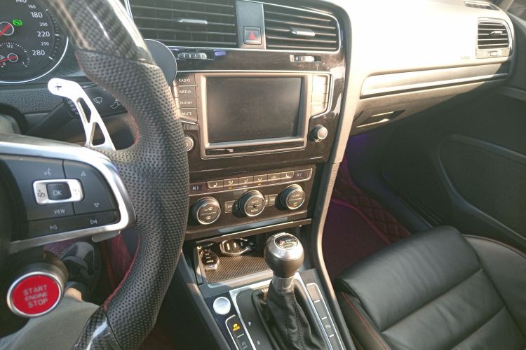 Volkswagen GolfGTI 2015 #13 Volkswagen GolfGTI 2015 car image #13