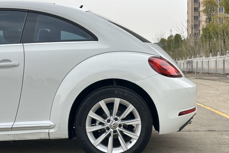 Volkswagen Beetle 2017 immagine di auto #13