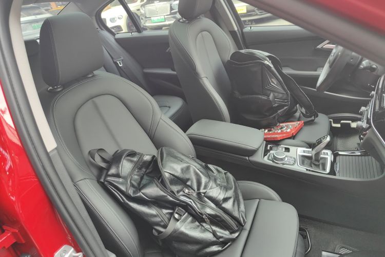 BMW 1 Series 2021 #13 BMW 1 Series 2021 car image #13