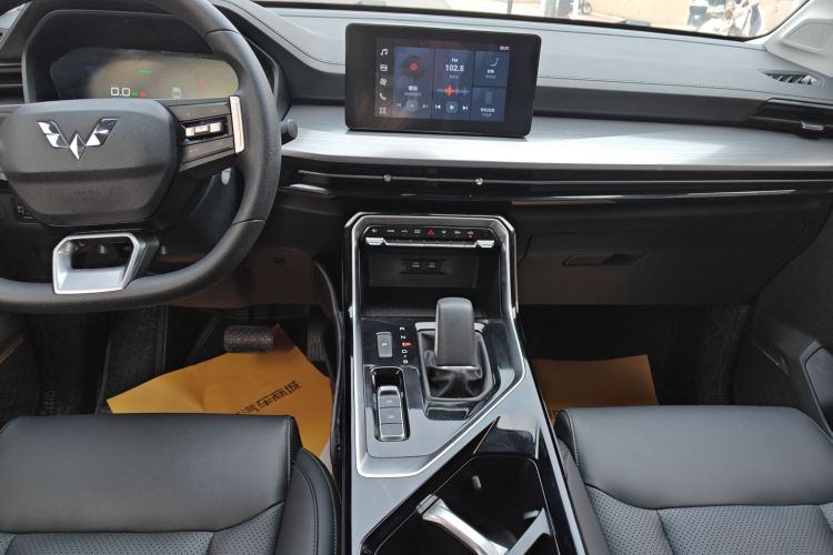 Wuling Asta 2024 #13 Wuling Asta 2024 изображение автомобиля #13