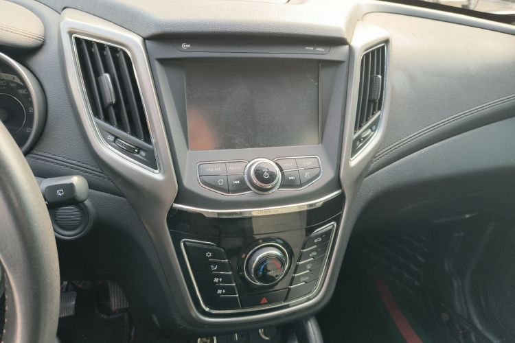 Changan CS35 2018 car image #13