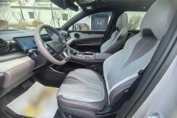 BYD Frigate 07 2023 imagem de carro #13