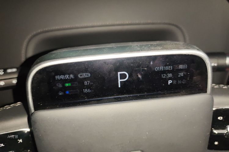 Li L8 2024 изображение автомобиля #13