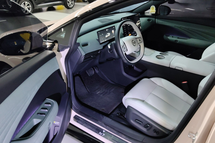 日产 日产N7 2025 汽车图片 #13