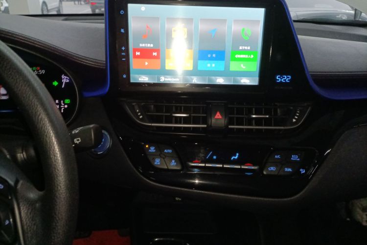 Toyota C-HR EV 2021 изображение автомобиля #13