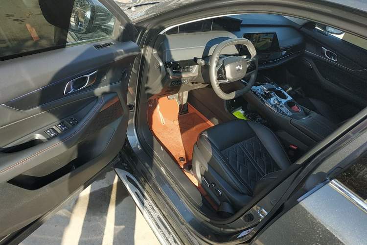 Changan UNI-K iDD 2022 #13 Changan UNI-K iDD 2022 car image #13