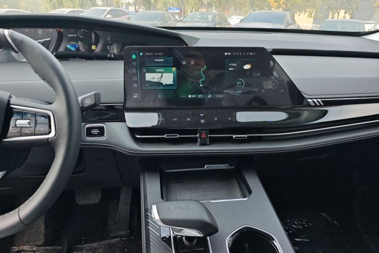 Changan UNI-K 2025 car image #13