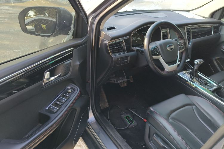 SWM斯威汽车 SWM斯威G05 2020 汽车图片 #13