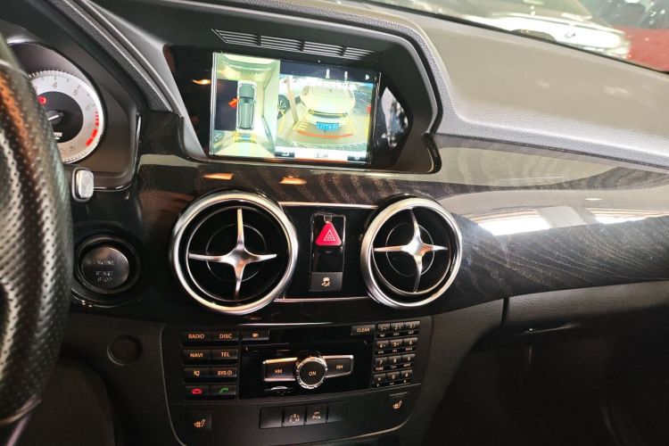 Mercedes-Benz GLK Class 2015 car image #13