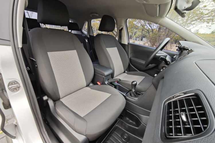 Polo 2016 car image #13