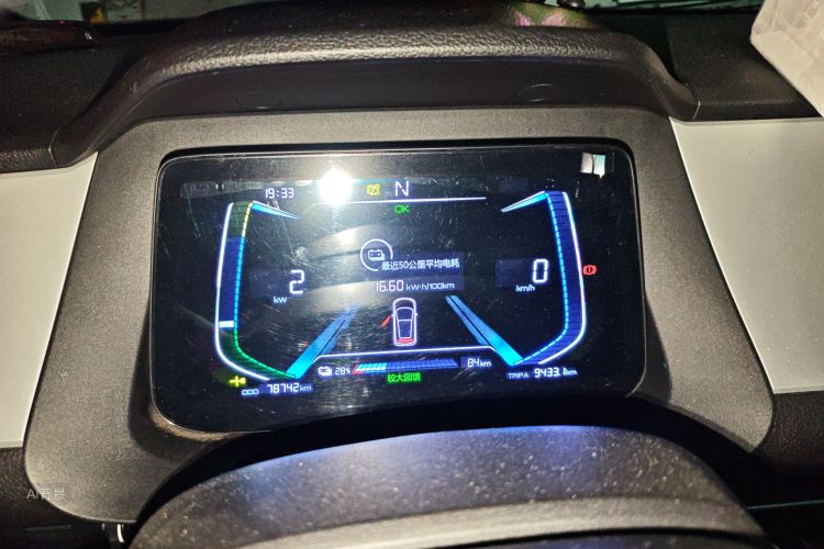 BYD e1 2019 car image #13