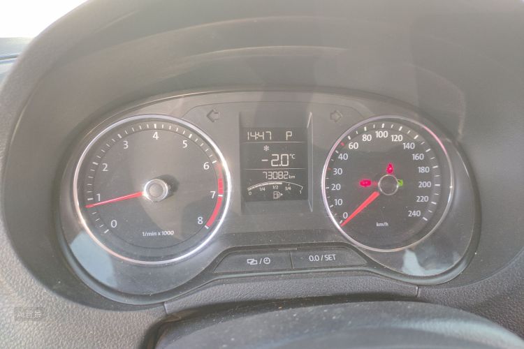 Polo 2015 #13 Polo 2015 car image #13