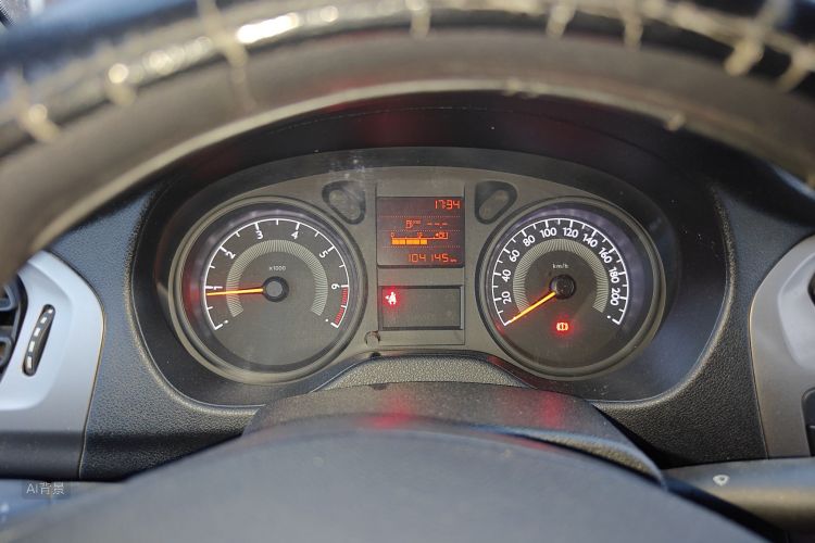 Peugeot 301 2016 car image #13