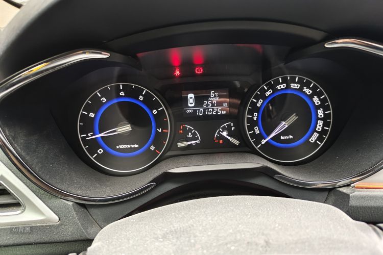 Changan Alsvin V7 2017 #13 Changan Alsvin V7 2017 car image #13