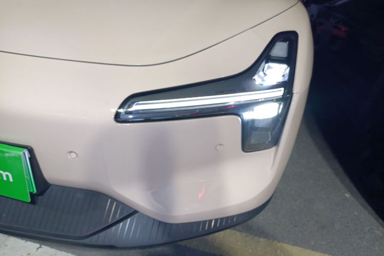 Xpeng 2025 car image #13